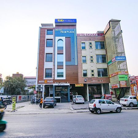 Fabhotel Palm Plaza Zirakpur Zewnętrze zdjęcie