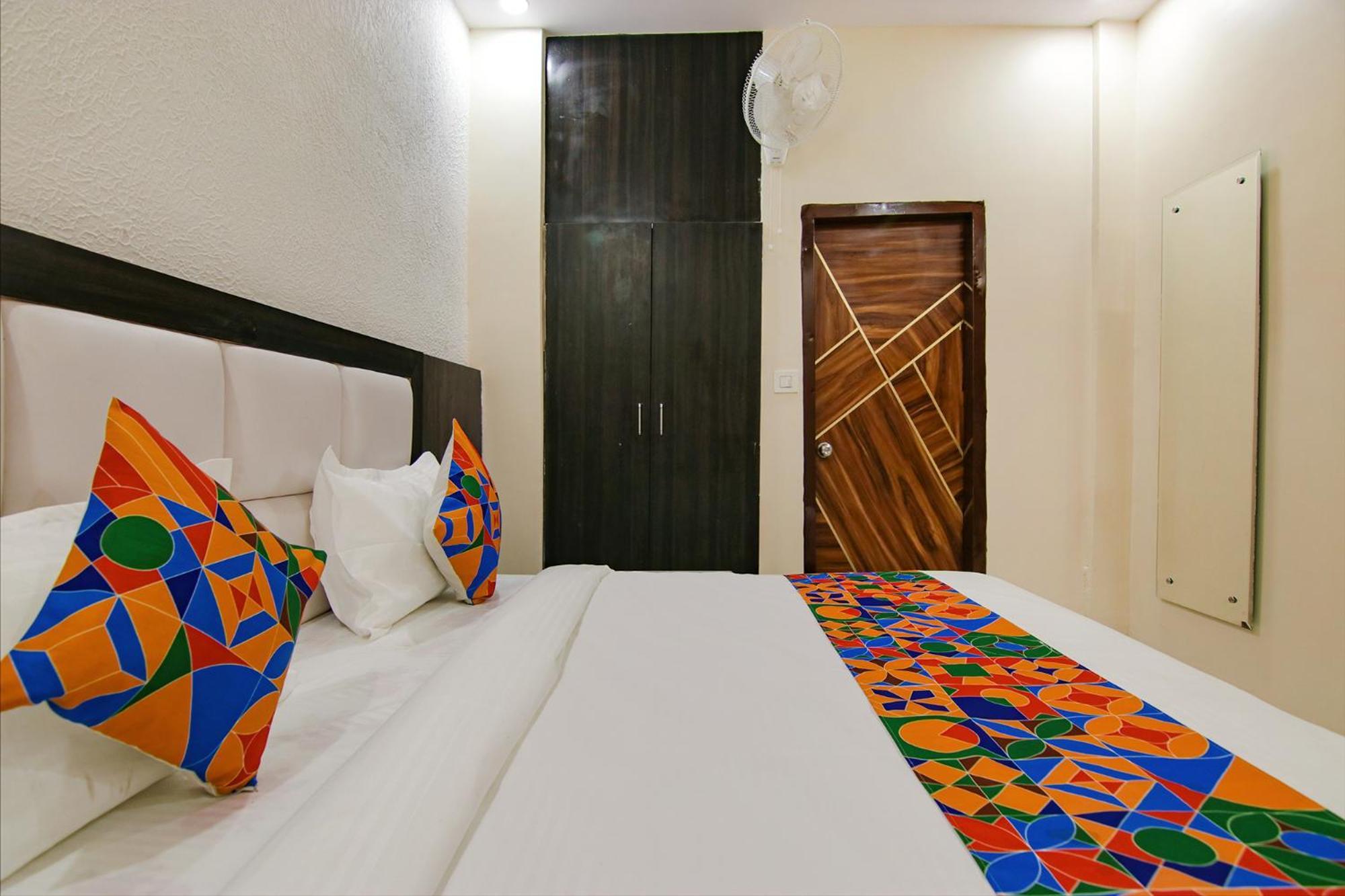 Fabhotel Palm Plaza Zirakpur Zewnętrze zdjęcie